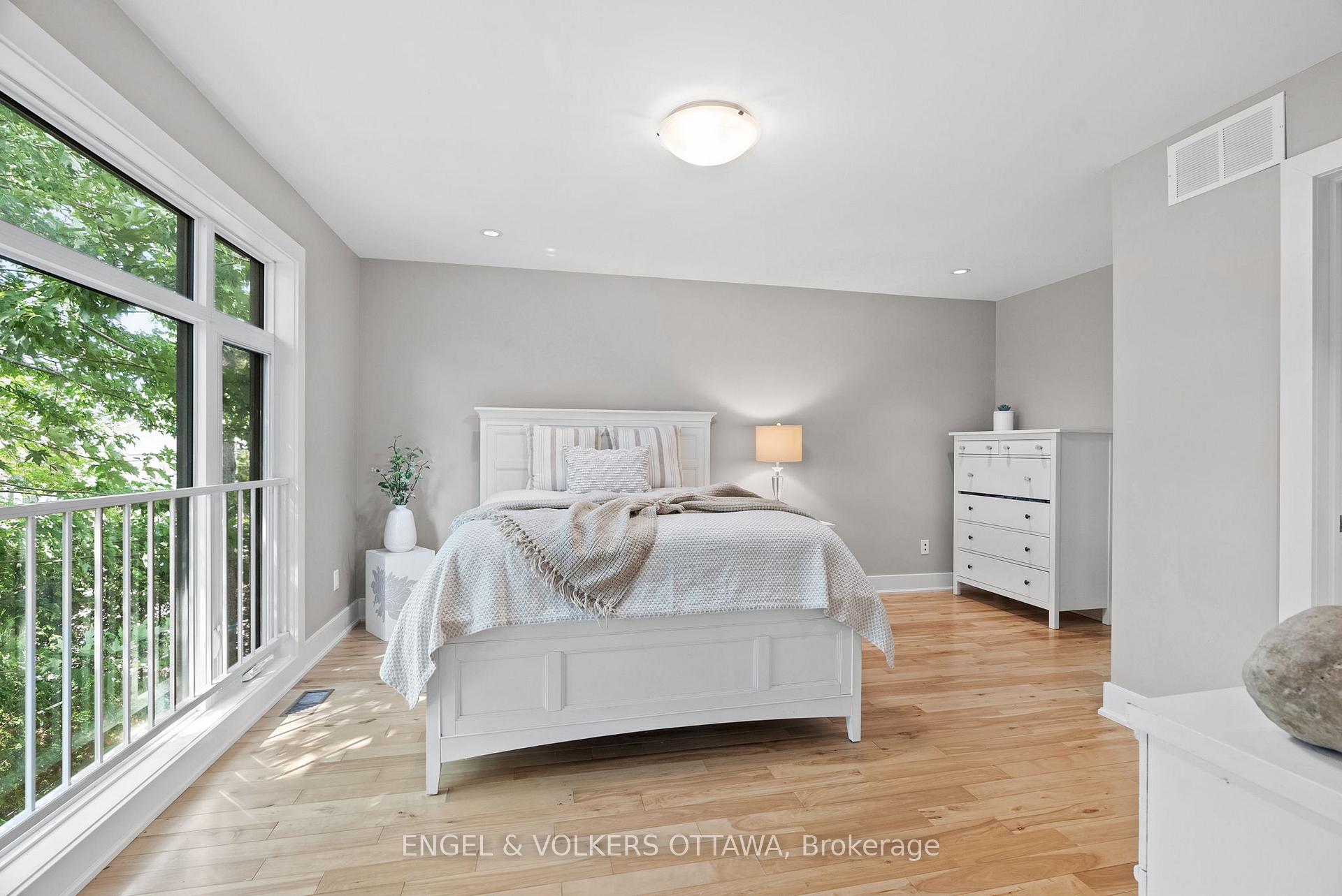Photo 47 of 1103 Normandy Crescent, Ottawa, Borden Farm/Stewart Farm/Carleton Heights/Parkwood Hills — HOMEH