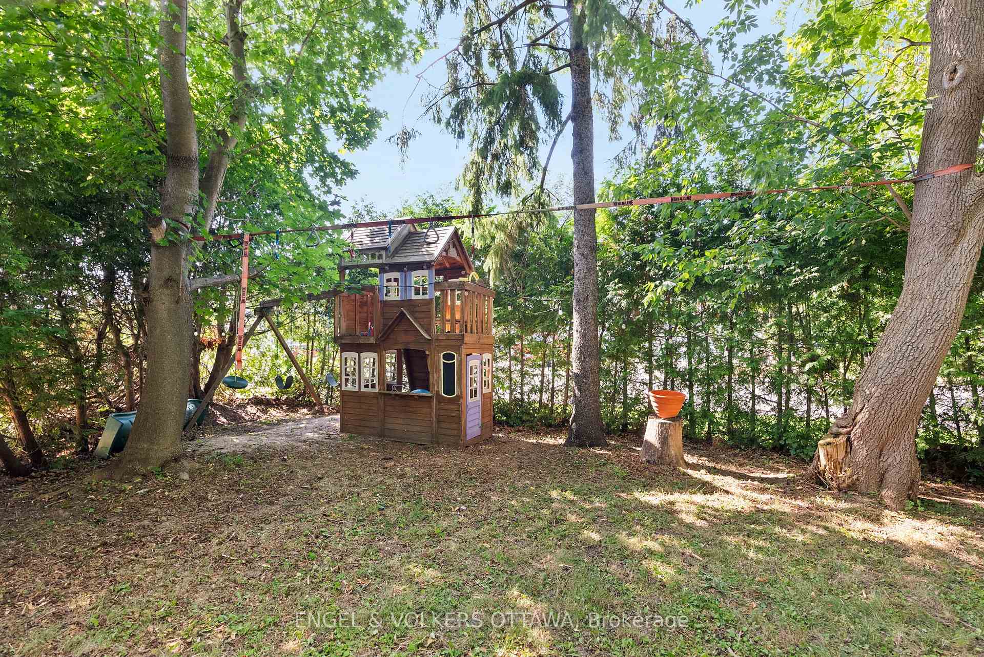 Photo 37 of 1103 Normandy Crescent, Ottawa, Borden Farm/Stewart Farm/Carleton Heights/Parkwood Hills — HOMEH
