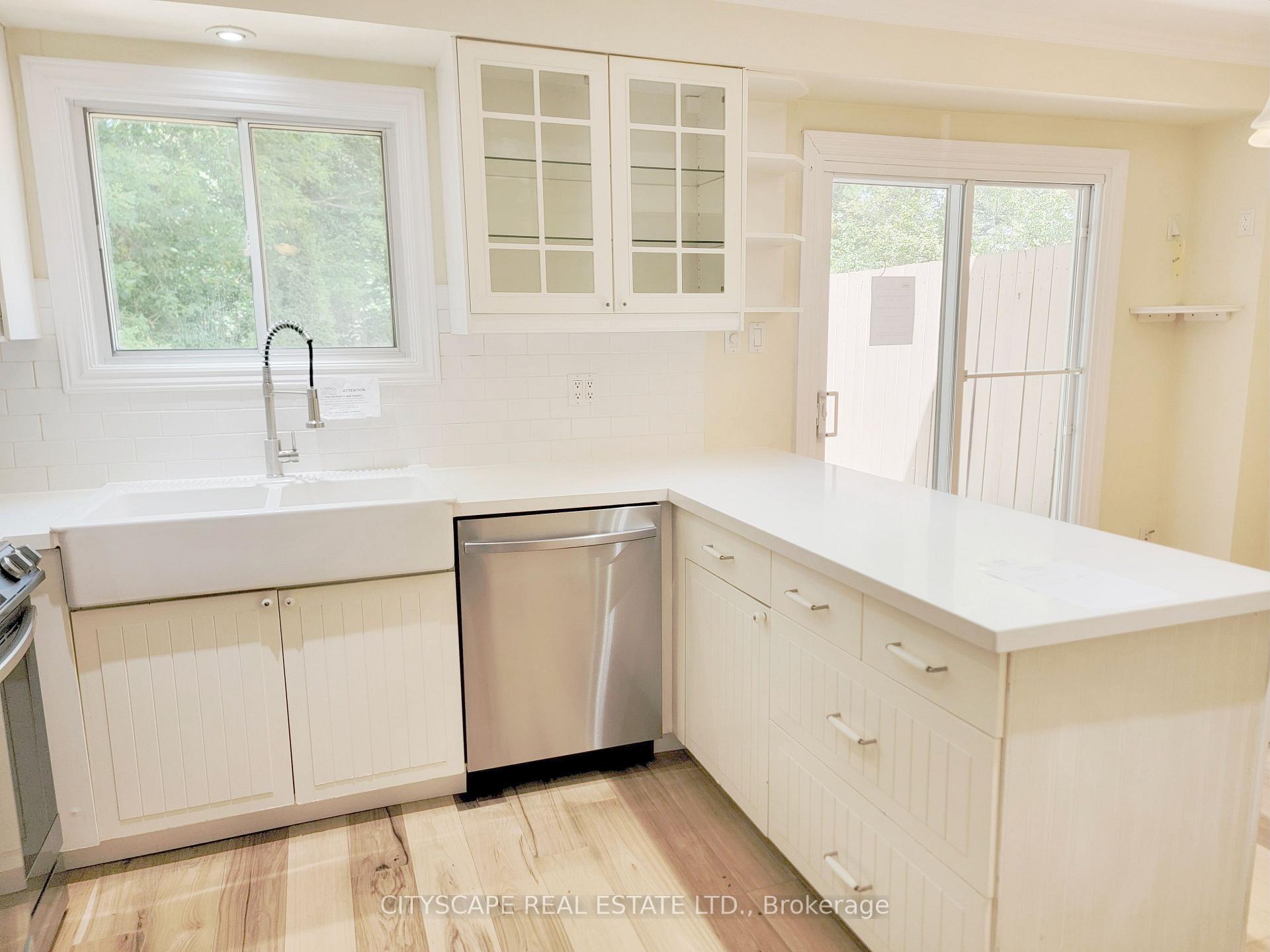 Photo 4 of 106 Seaton Drive, Aurora, Aurora Highlands — HOMEH