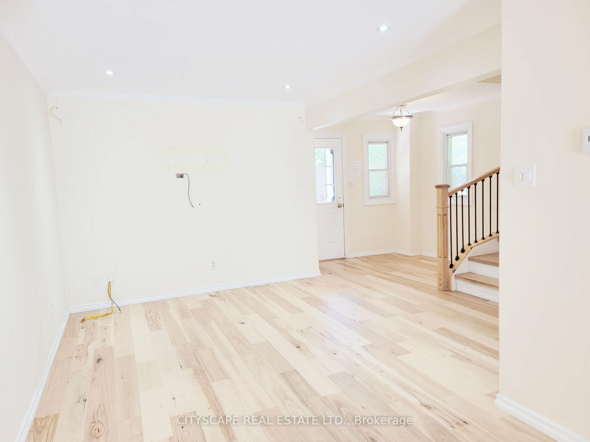 Photo 7 of 106 Seaton Drive, Aurora, Aurora Highlands — HOMEH