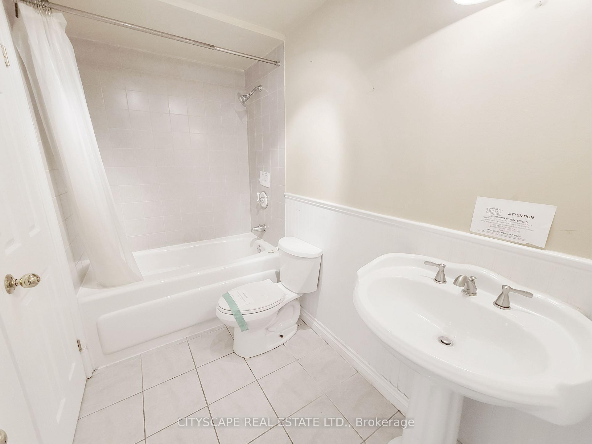 Photo 10 of 106 Seaton Drive, Aurora, Aurora Highlands — HOMEH
