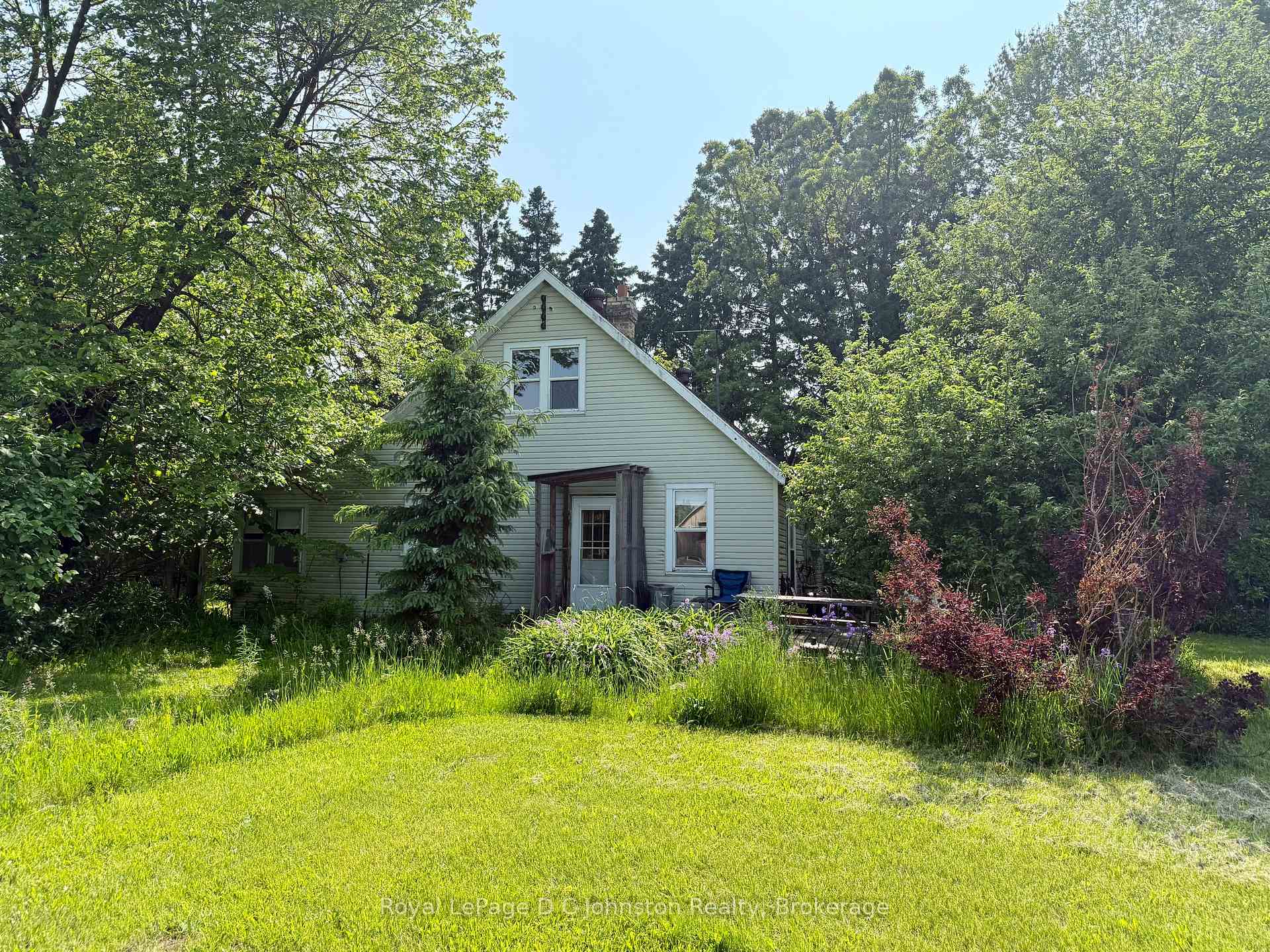 Front of 381479 Concession 4 NDR