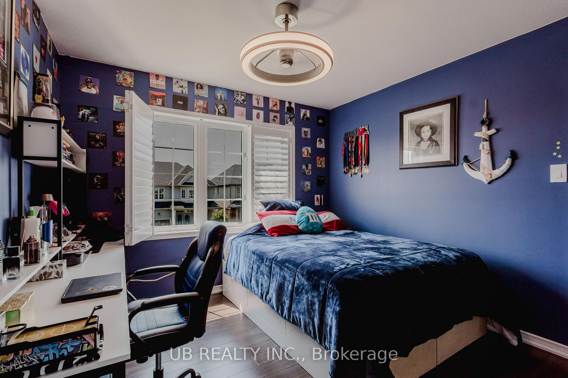 Photo 19 of 8 Menzies Street, Hamilton, Binbrook — HOMEH
