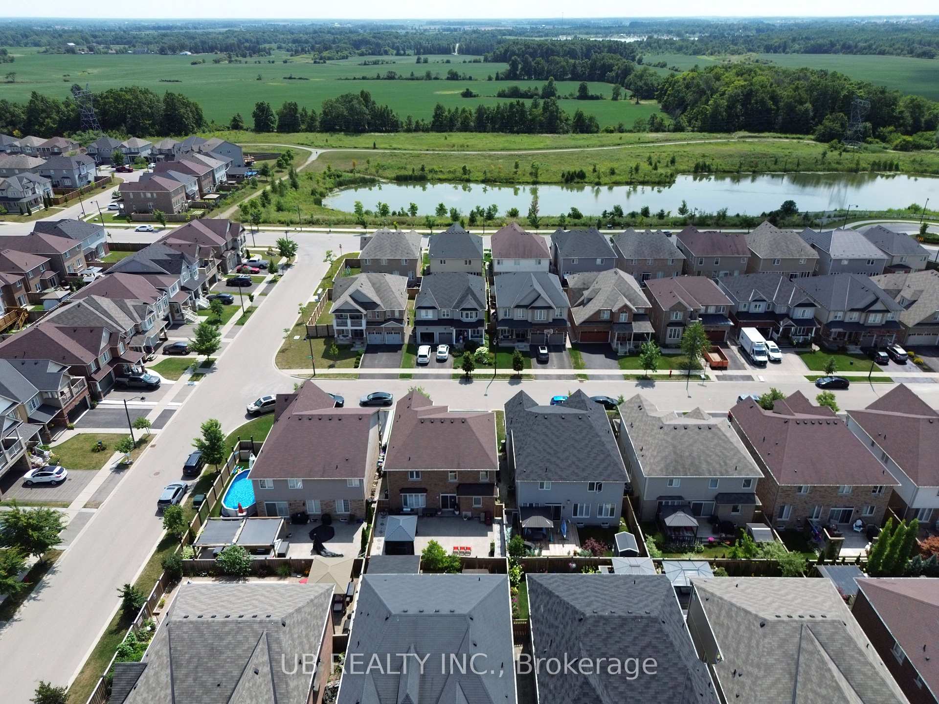 Photo 30 of 8 Menzies Street, Hamilton, Binbrook — HOMEH