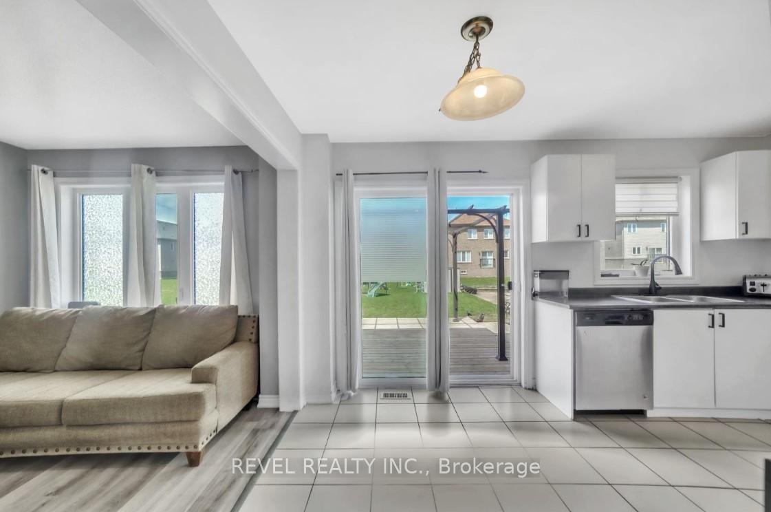 Photo 10 of 320 Moody Street, Southgate — HOMEH