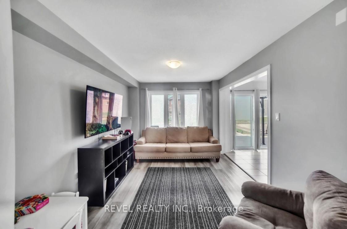 Photo 7 of 320 Moody Street, Southgate — HOMEH