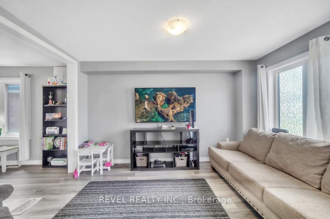 Photo 11 of 320 Moody Street, Southgate — HOMEH
