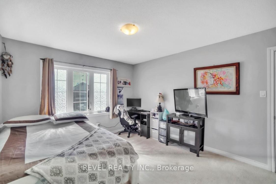 Photo 23 of 320 Moody Street, Southgate — HOMEH