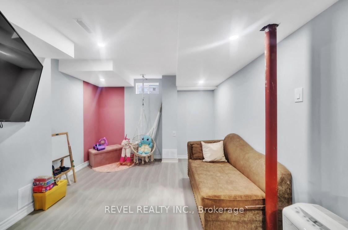 Photo 20 of 320 Moody Street, Southgate — HOMEH