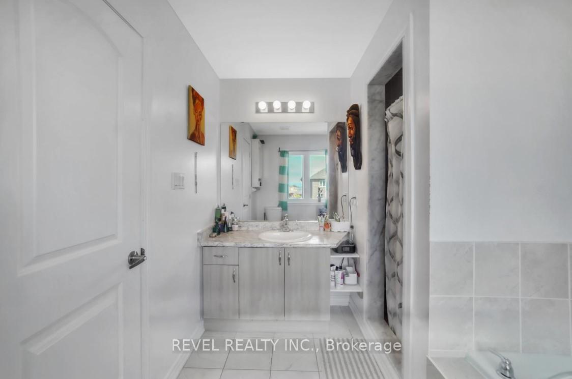 Photo 38 of 320 Moody Street, Southgate — HOMEH