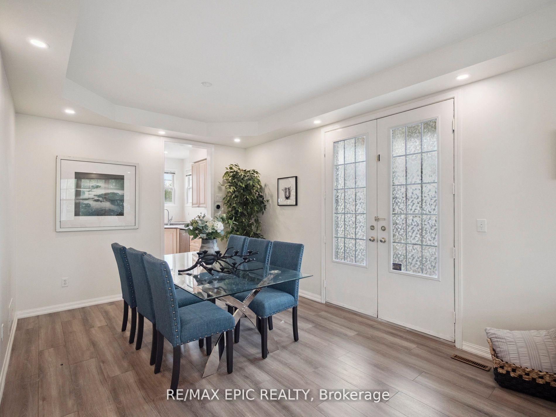 Photo 9 of 85 Majestic Drive, Markham, Berczy — HOMEH