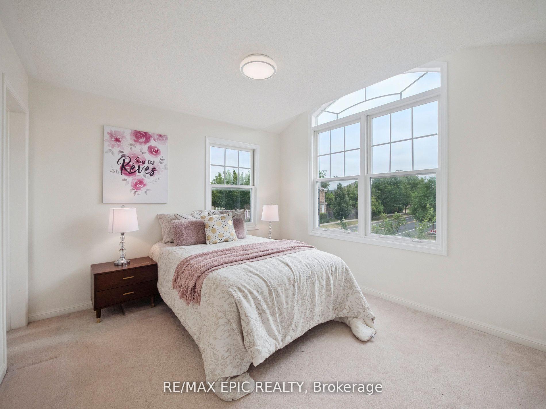 Photo 11 of 85 Majestic Drive, Markham, Berczy — HOMEH