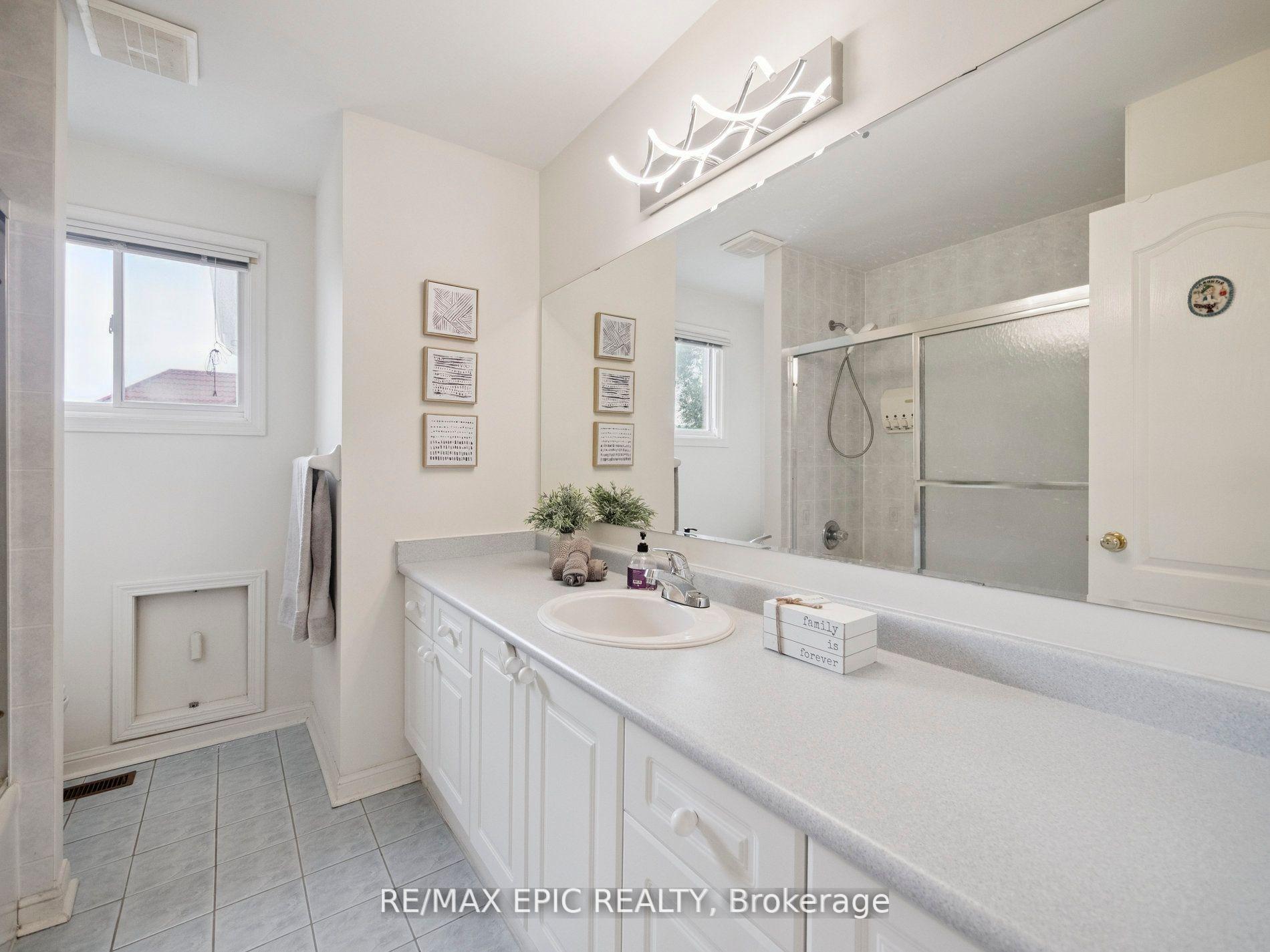 Photo 31 of 85 Majestic Drive, Markham, Berczy — HOMEH