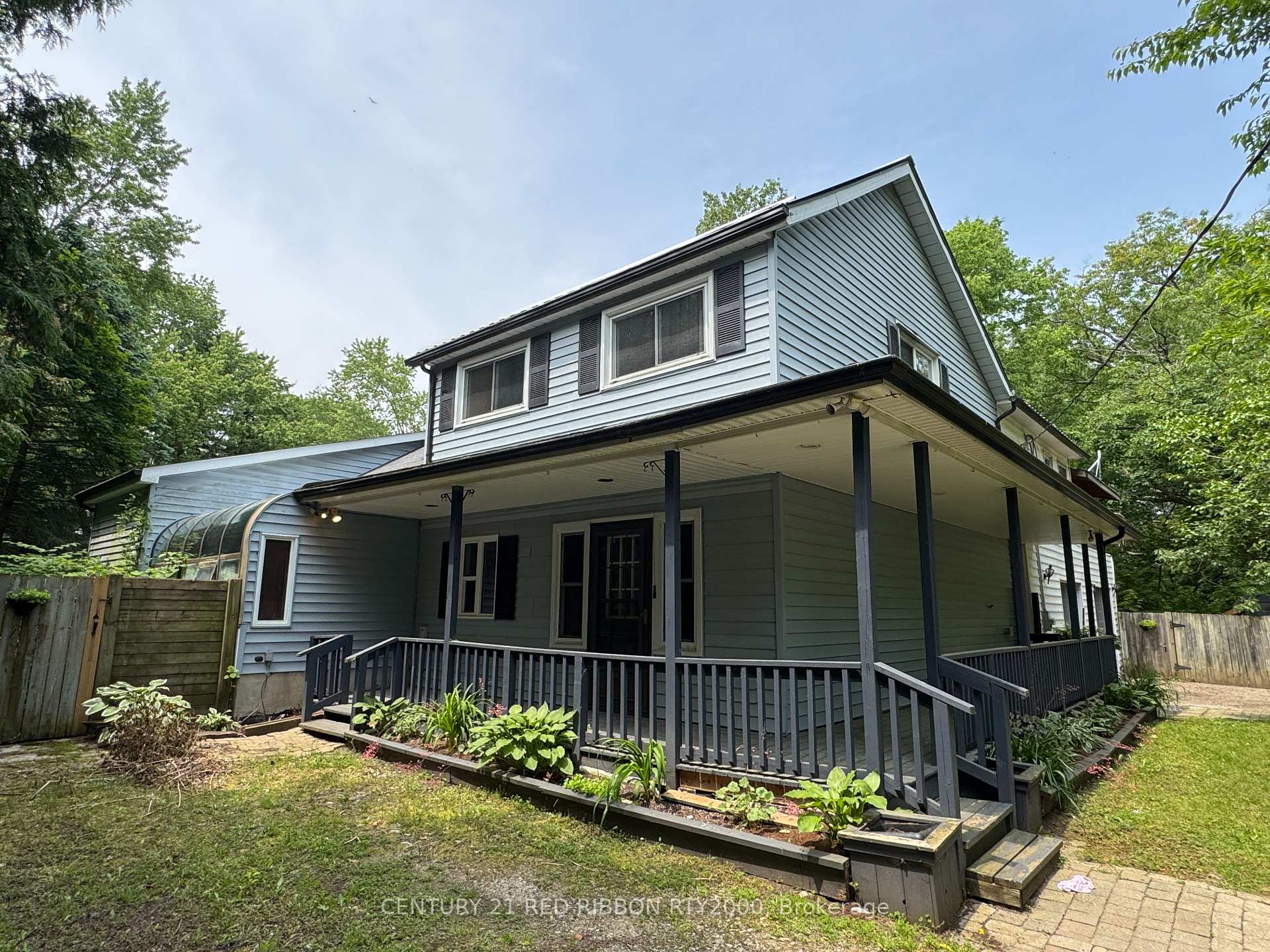 Photo 1 of 22221 Gibson Road, Strathroy-Caradoc, Mount Brydges — HOMEH