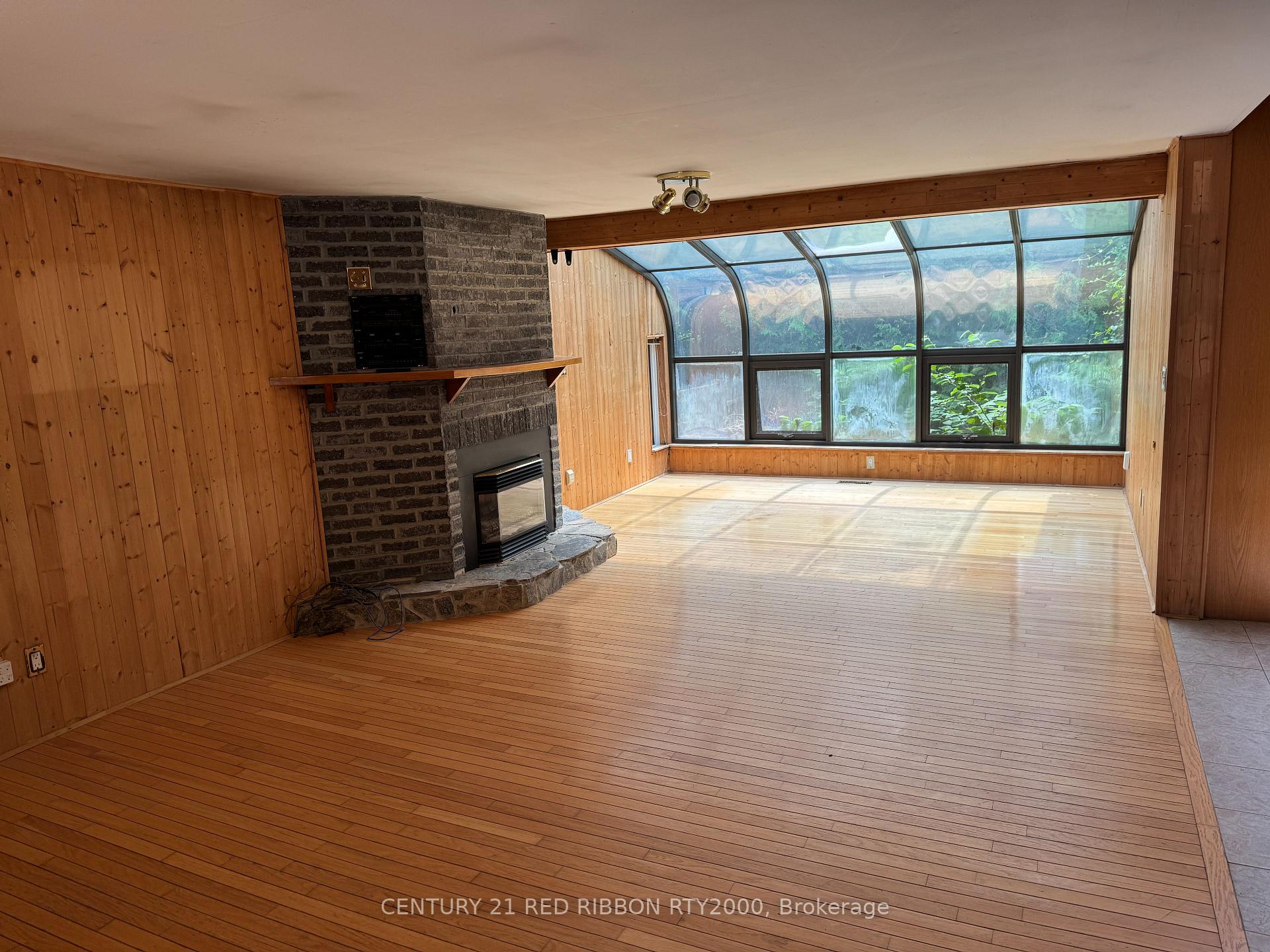Photo 17 of 22221 Gibson Road, Strathroy-Caradoc, Mount Brydges — HOMEH