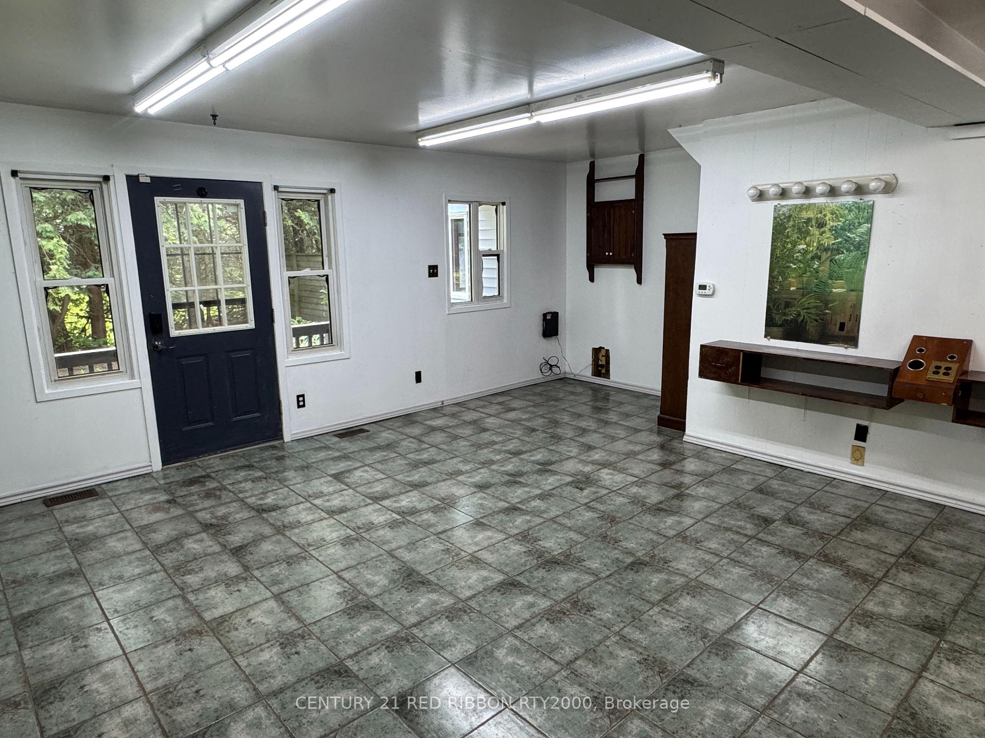 Photo 20 of 22221 Gibson Road, Strathroy-Caradoc, Mount Brydges — HOMEH