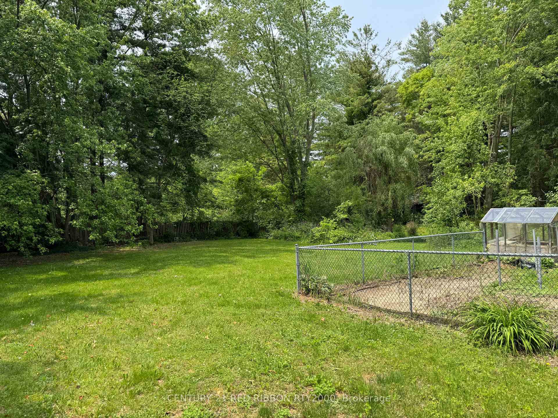 Photo 31 of 22221 Gibson Road, Strathroy-Caradoc, Mount Brydges — HOMEH