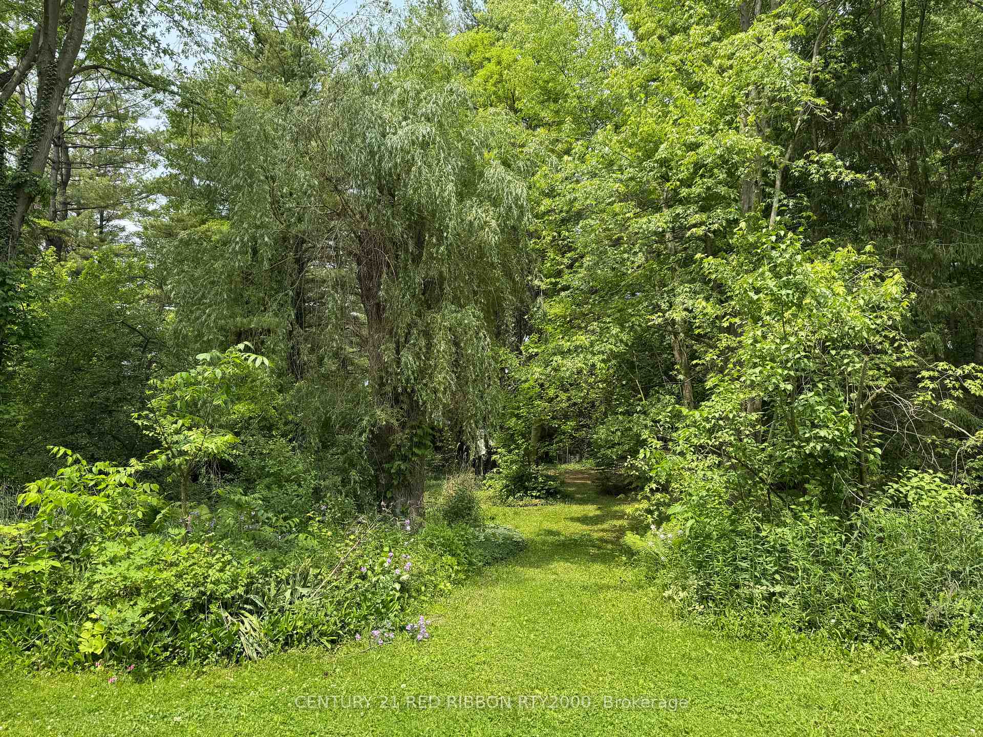 Photo 29 of 22221 Gibson Road, Strathroy-Caradoc, Mount Brydges — HOMEH