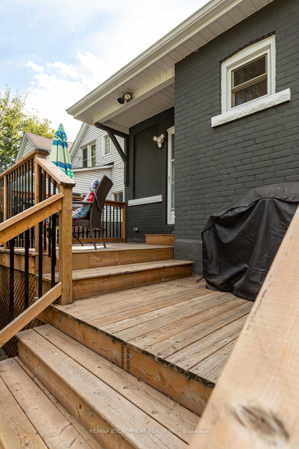 Photo 48 of 132 London Street N, Hamilton, Crown Point — HOMEH