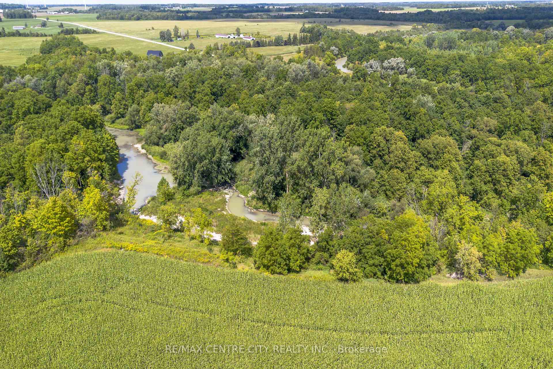 Photo 14 of 26523 Poplar Hill Road, North Middlesex, Parkhill — HOMEH