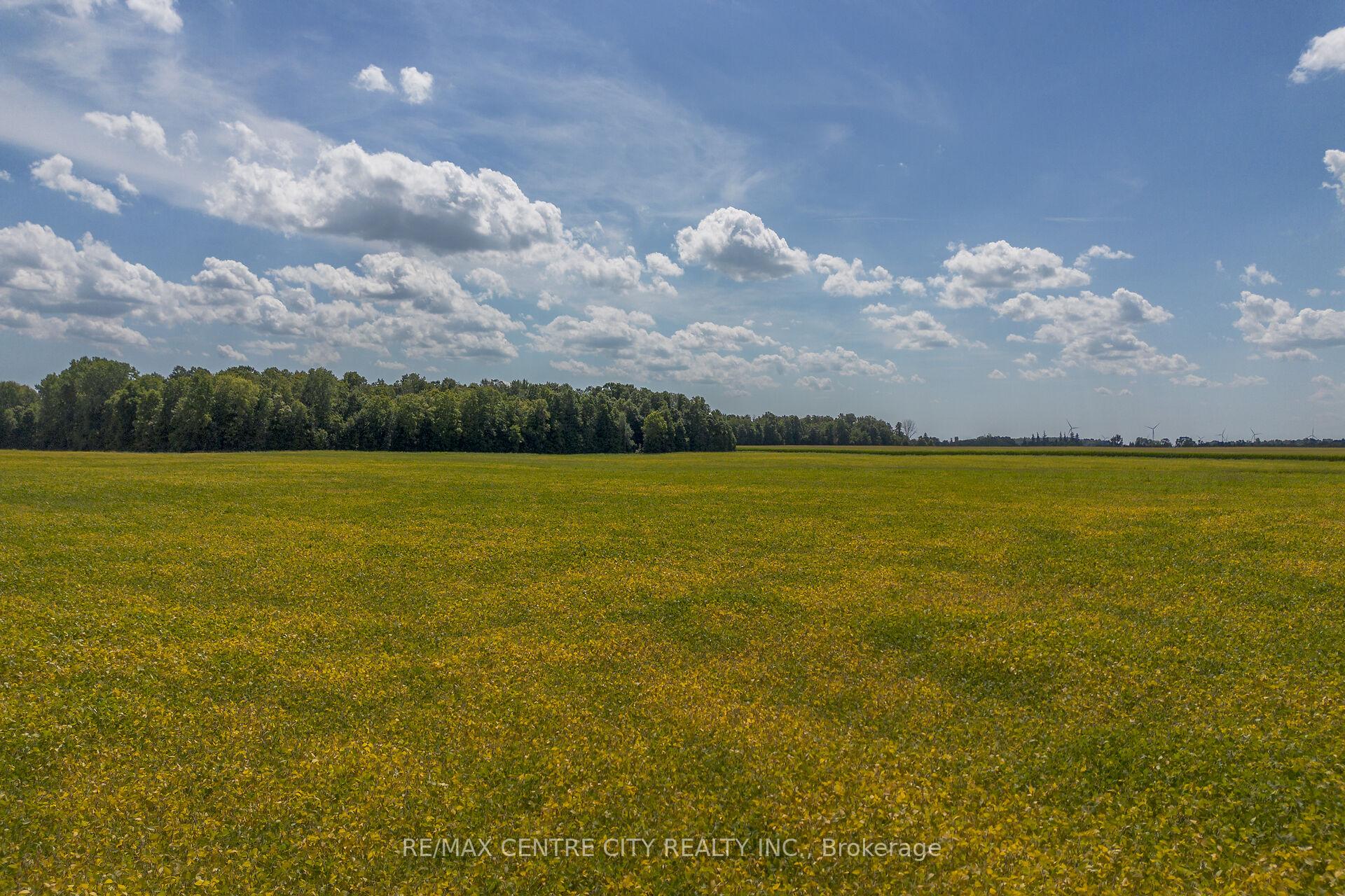 Photo 12 of 26523 Poplar Hill Road, North Middlesex, Parkhill — HOMEH