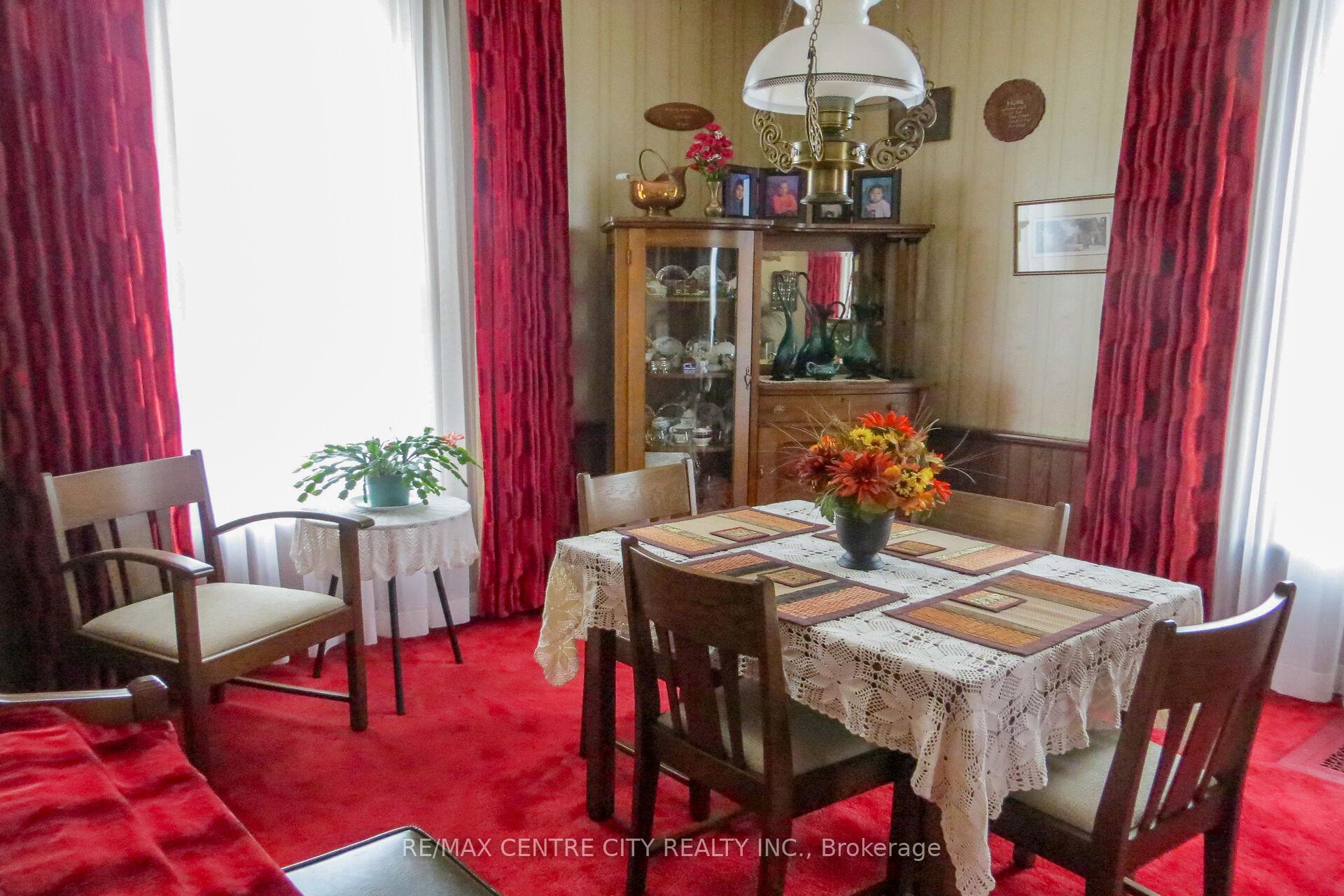Photo 24 of 26523 Poplar Hill Road, North Middlesex, Parkhill — HOMEH