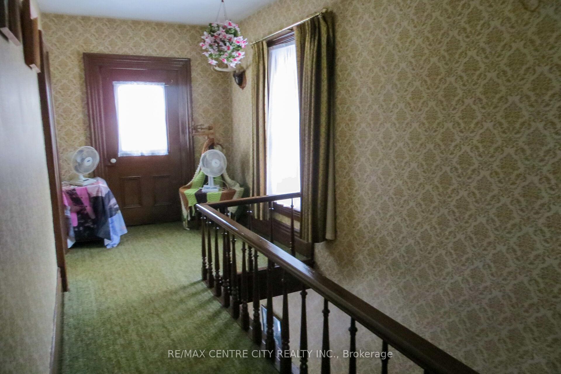 Photo 28 of 26523 Poplar Hill Road, North Middlesex, Parkhill — HOMEH