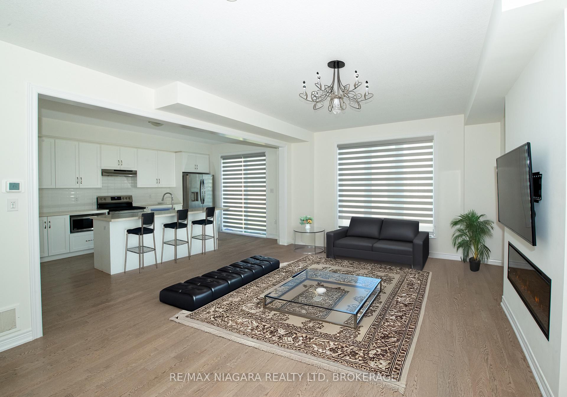 Photo 11 of 100 Blackbird Way, Hamilton, Mount Hope — HOMEH