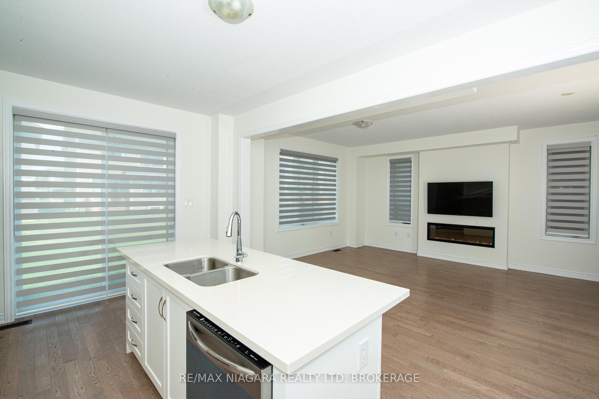 Photo 21 of 100 Blackbird Way, Hamilton, Mount Hope — HOMEH