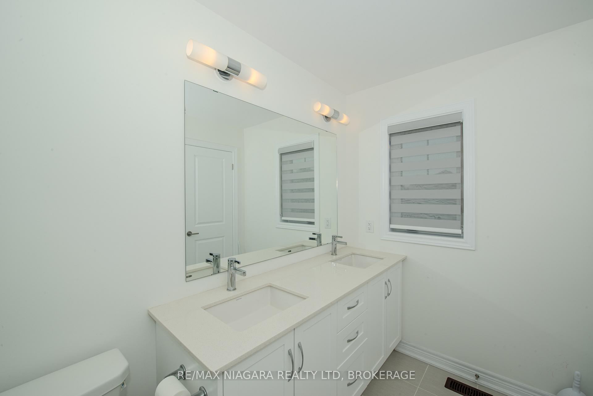 Photo 14 of 100 Blackbird Way, Hamilton, Mount Hope — HOMEH