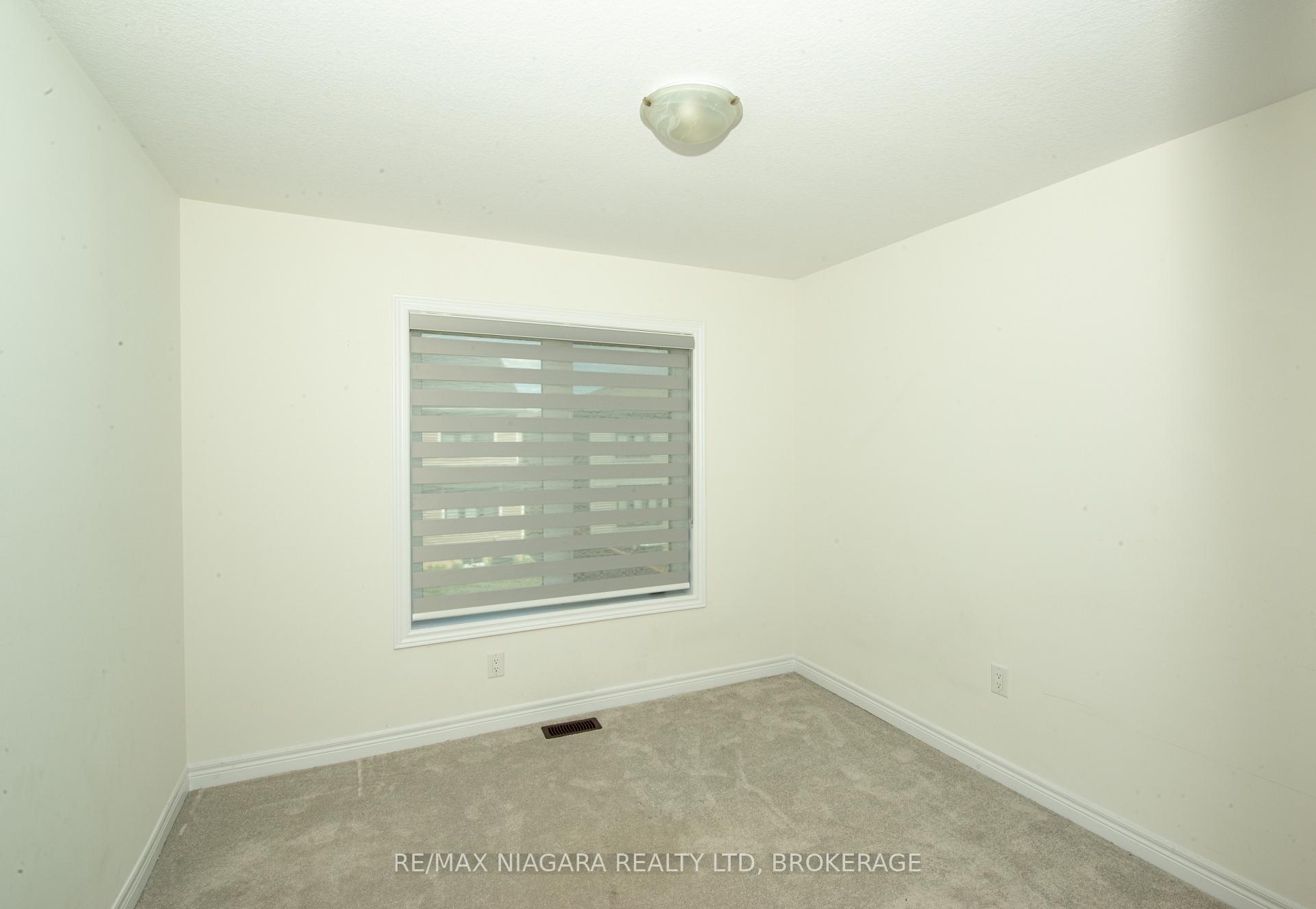 Photo 26 of 100 Blackbird Way, Hamilton, Mount Hope — HOMEH