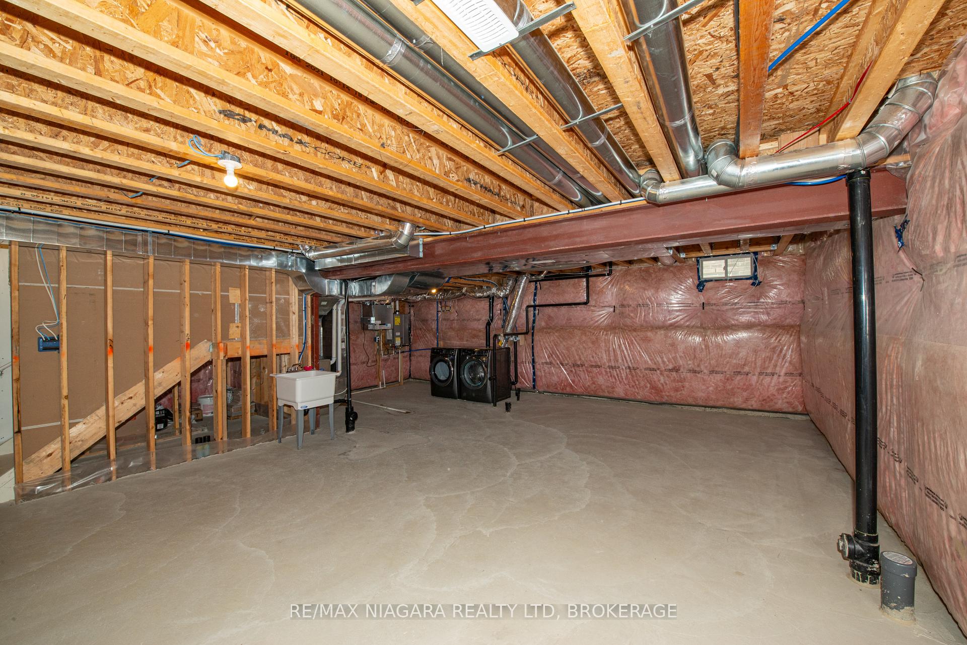 Photo 36 of 100 Blackbird Way, Hamilton, Mount Hope — HOMEH