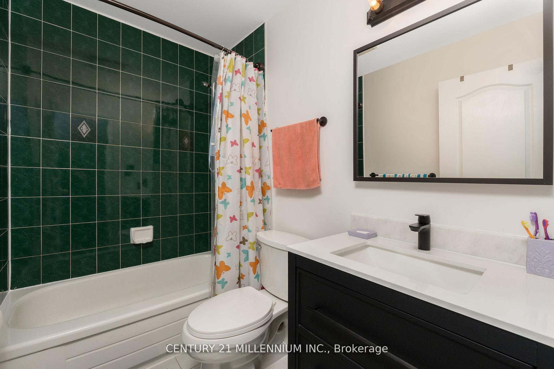 Photo 28 of 14 Forestgrove Circle, Brampton, Heart Lake East — HOMEH