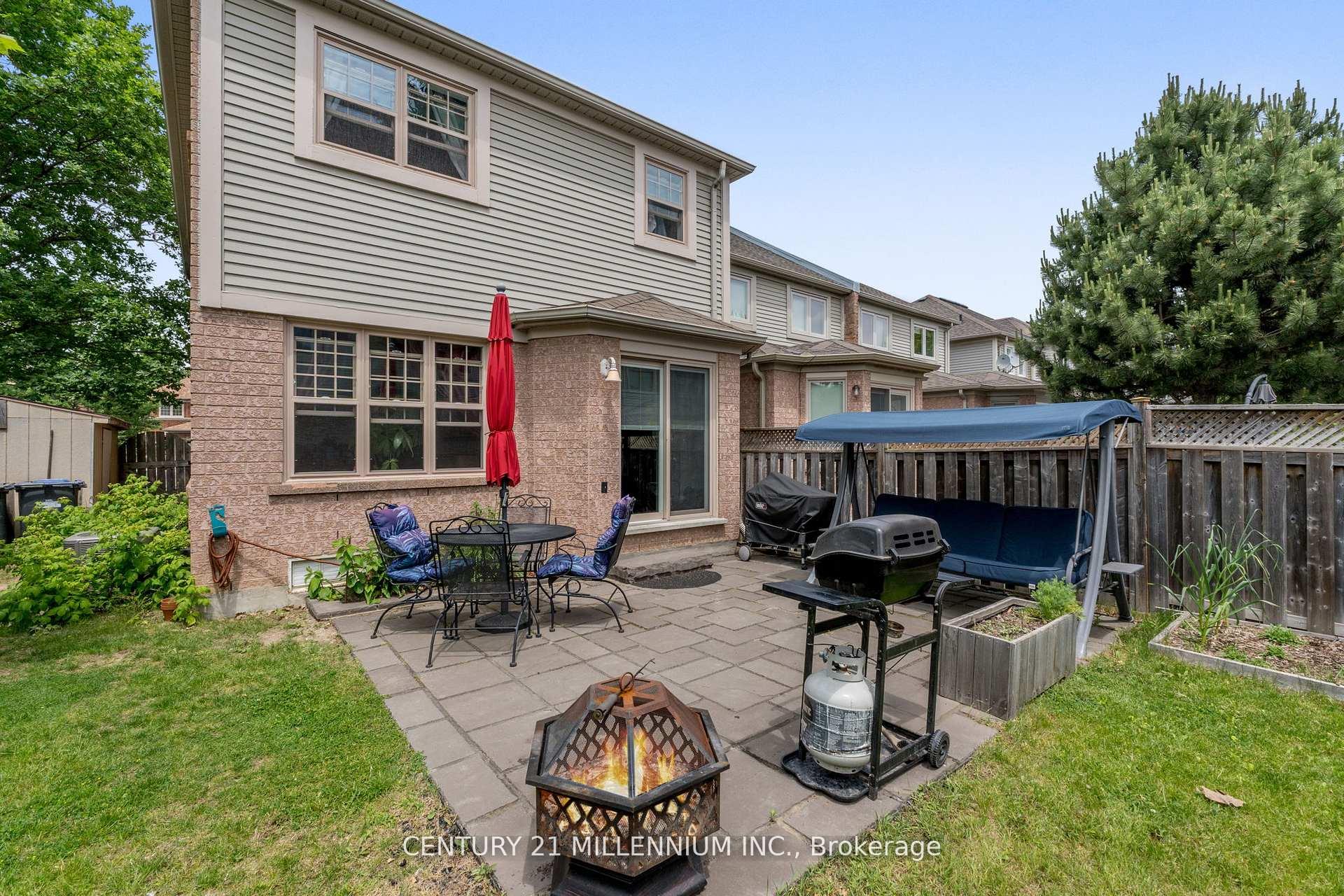 Photo 38 of 14 Forestgrove Circle, Brampton, Heart Lake East — HOMEH