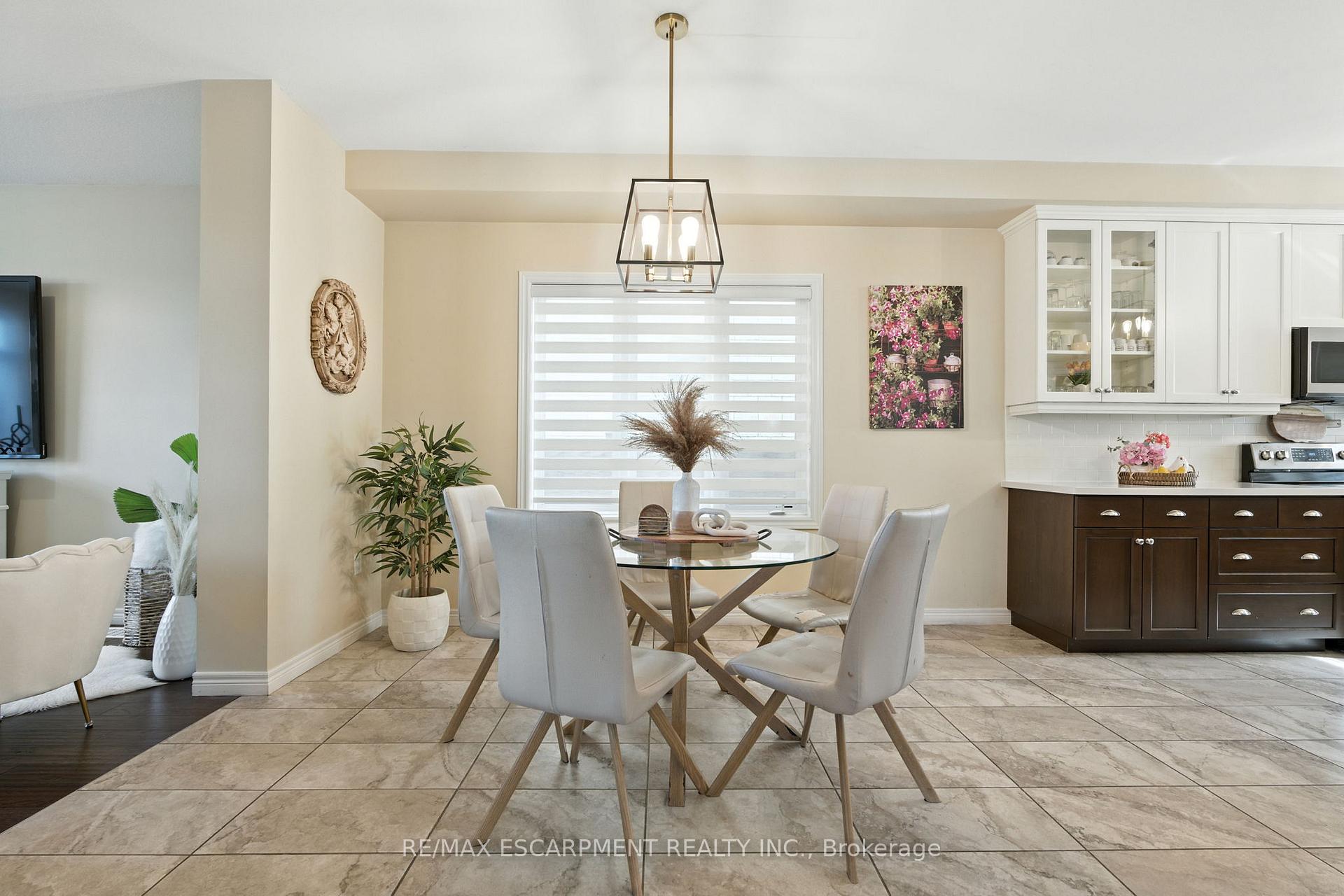 Photo 14 of 1533 Upper Sherman Avenue, Hamilton, Randall — HOMEH