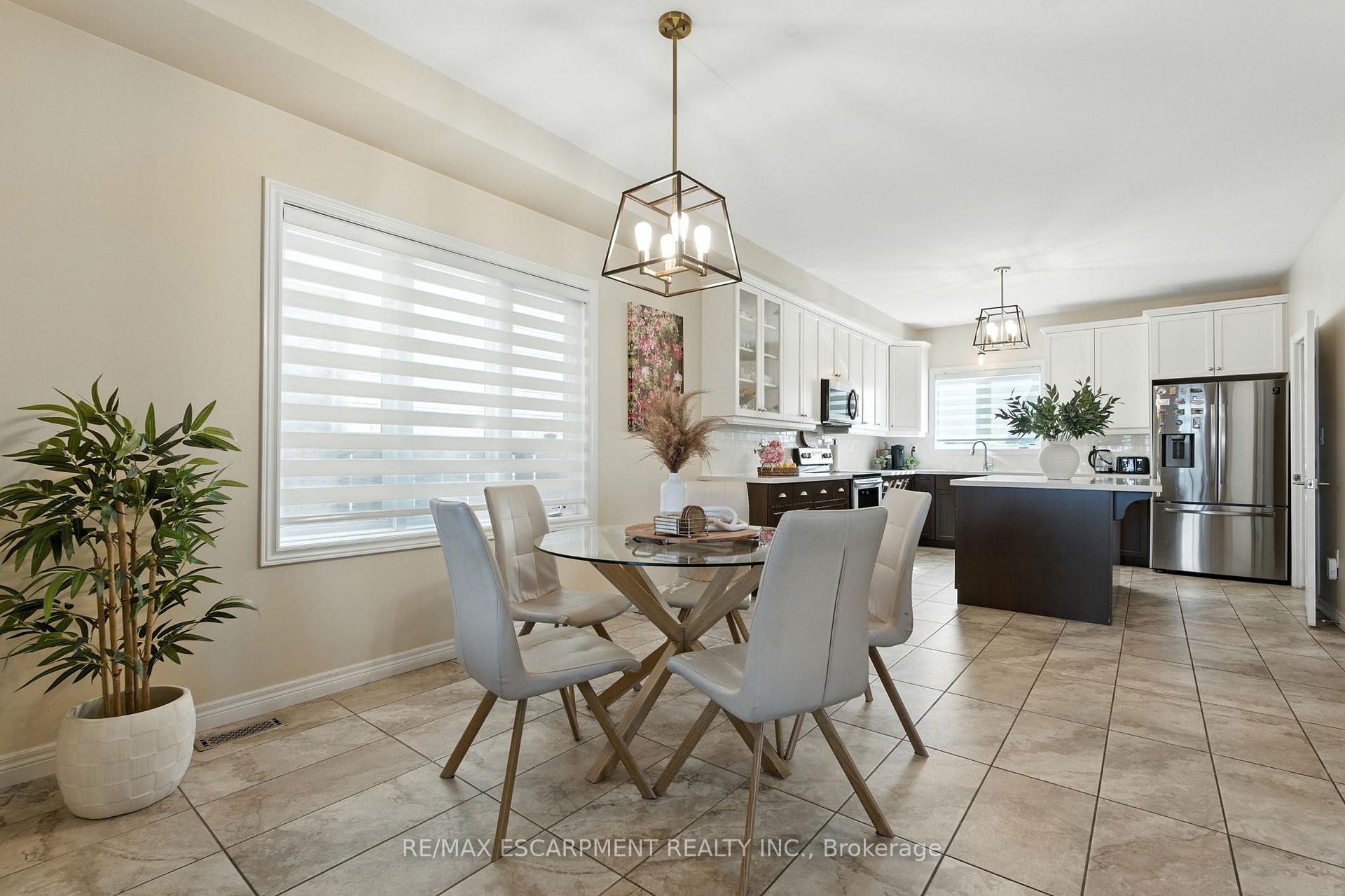 Photo 7 of 1533 Upper Sherman Avenue, Hamilton, Randall — HOMEH