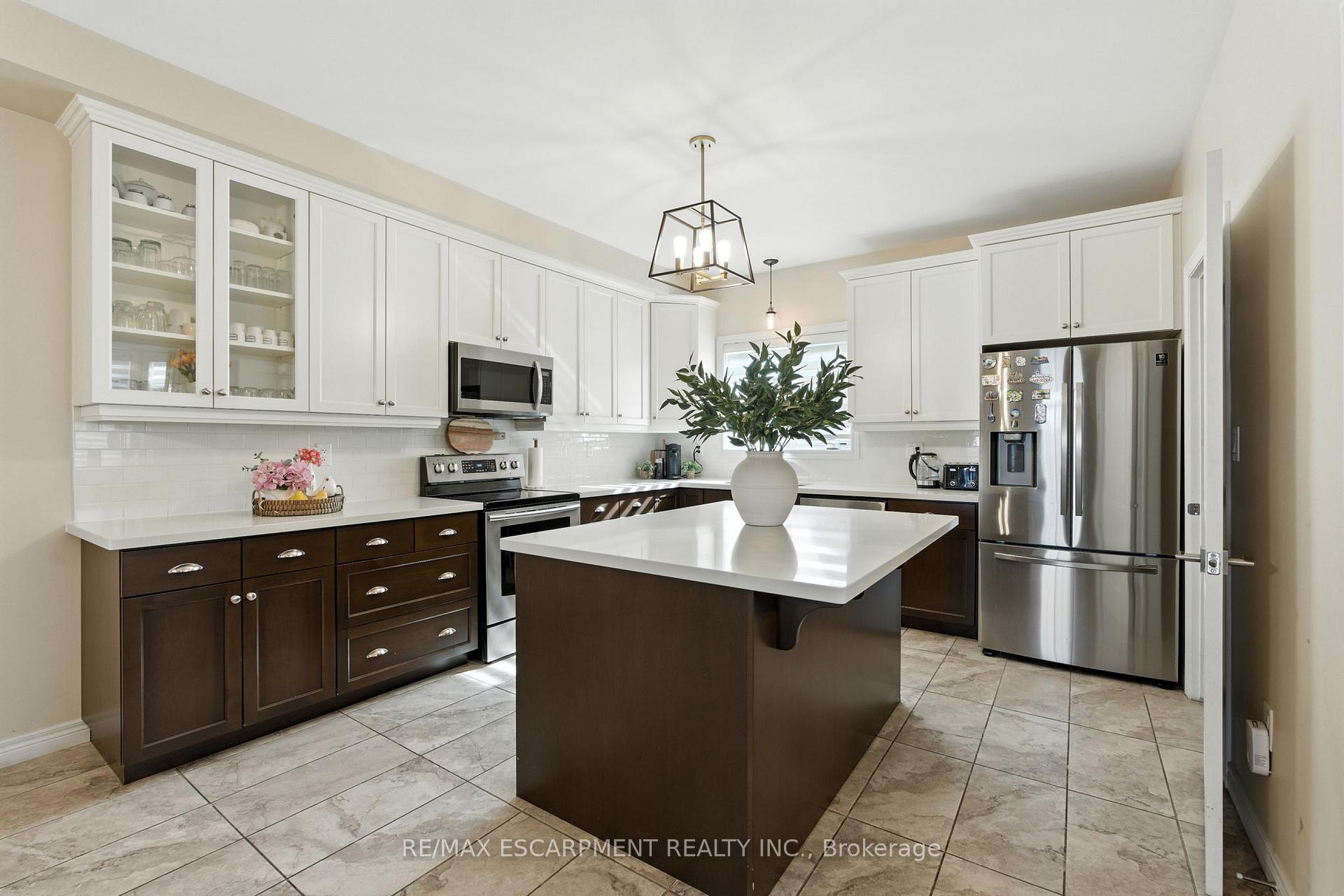 Photo 15 of 1533 Upper Sherman Avenue, Hamilton, Randall — HOMEH