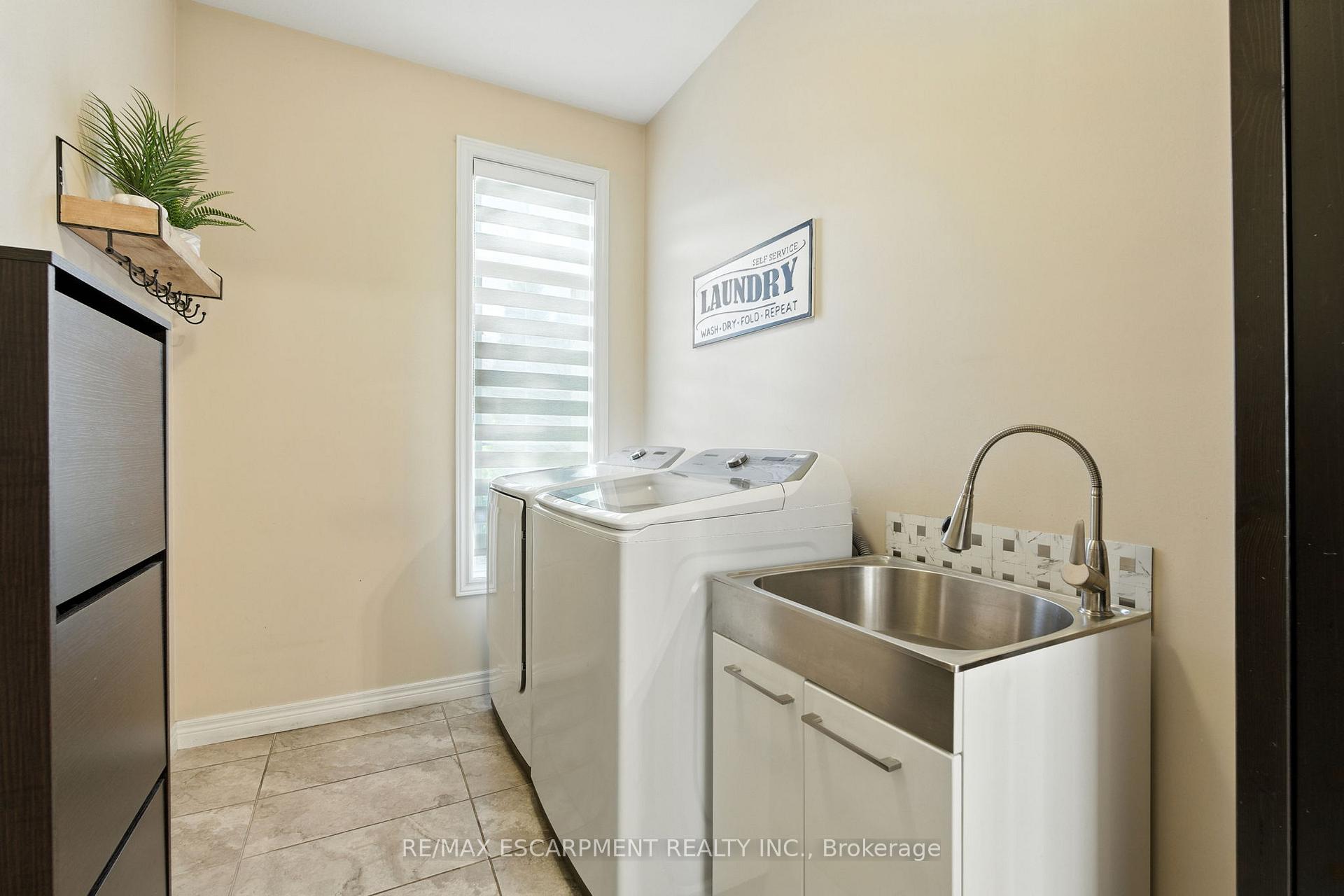 Photo 40 of 1533 Upper Sherman Avenue, Hamilton, Randall — HOMEH