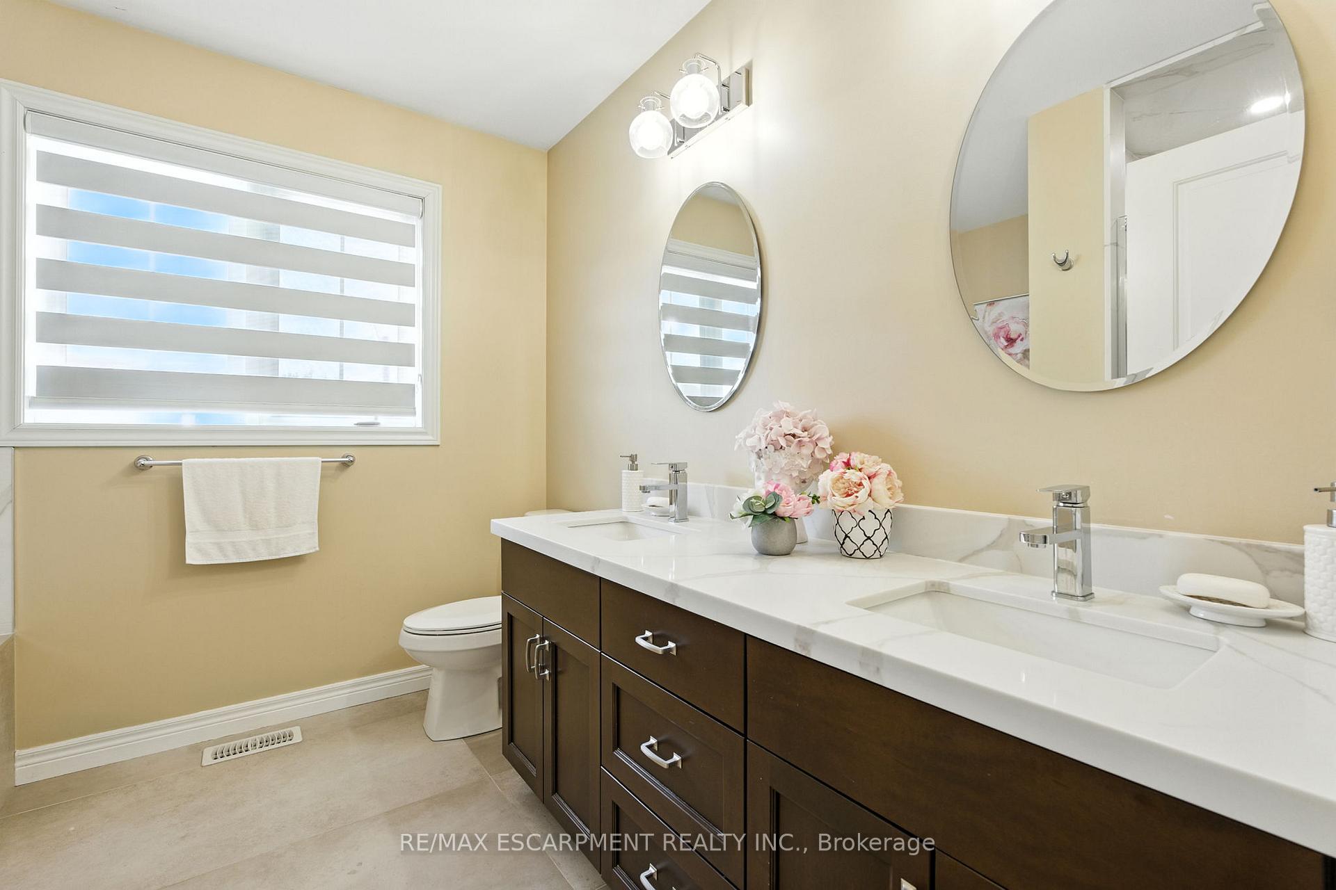 Photo 13 of 1533 Upper Sherman Avenue, Hamilton, Randall — HOMEH