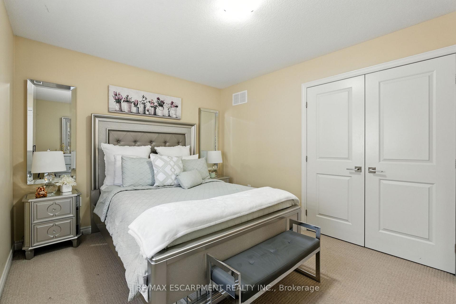 Photo 20 of 1533 Upper Sherman Avenue, Hamilton, Randall — HOMEH