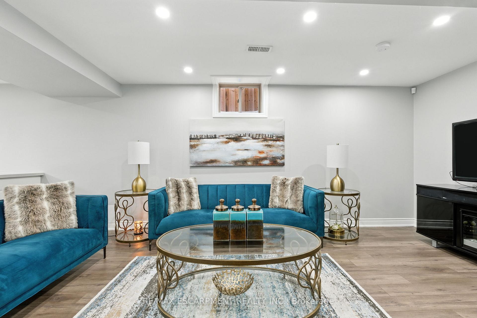 Photo 26 of 1533 Upper Sherman Avenue, Hamilton, Randall — HOMEH