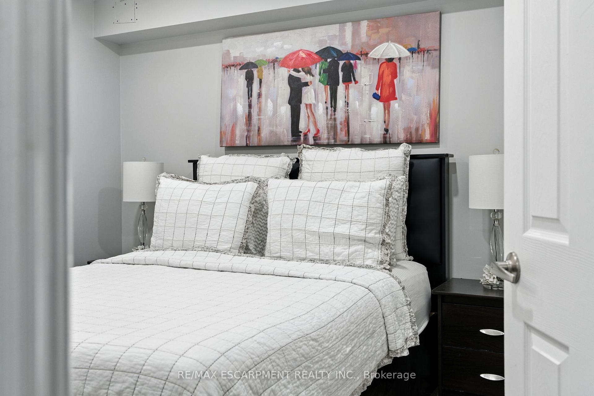 Photo 34 of 1533 Upper Sherman Avenue, Hamilton, Randall — HOMEH
