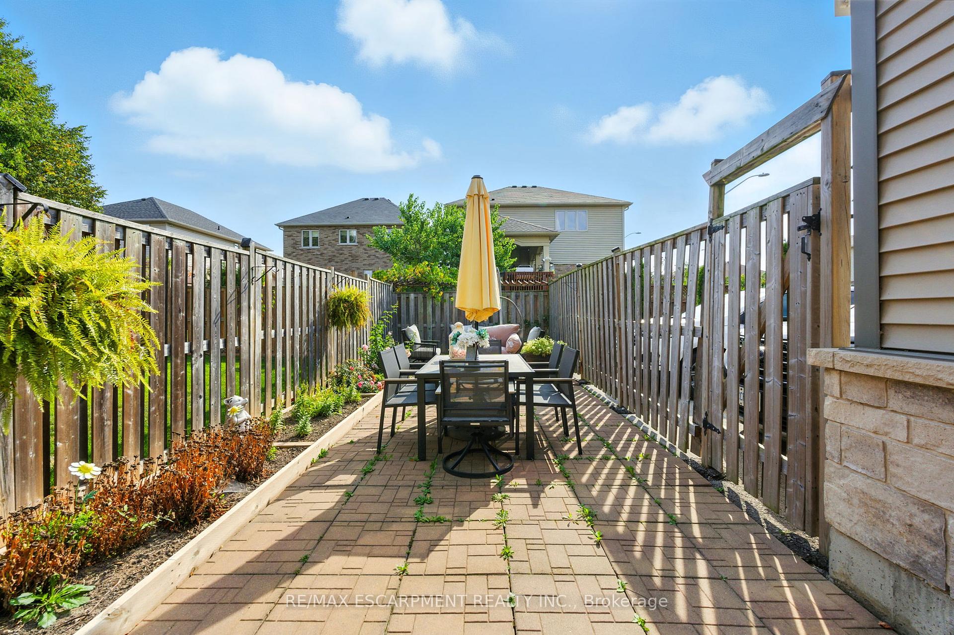 Photo 38 of 1533 Upper Sherman Avenue, Hamilton, Randall — HOMEH