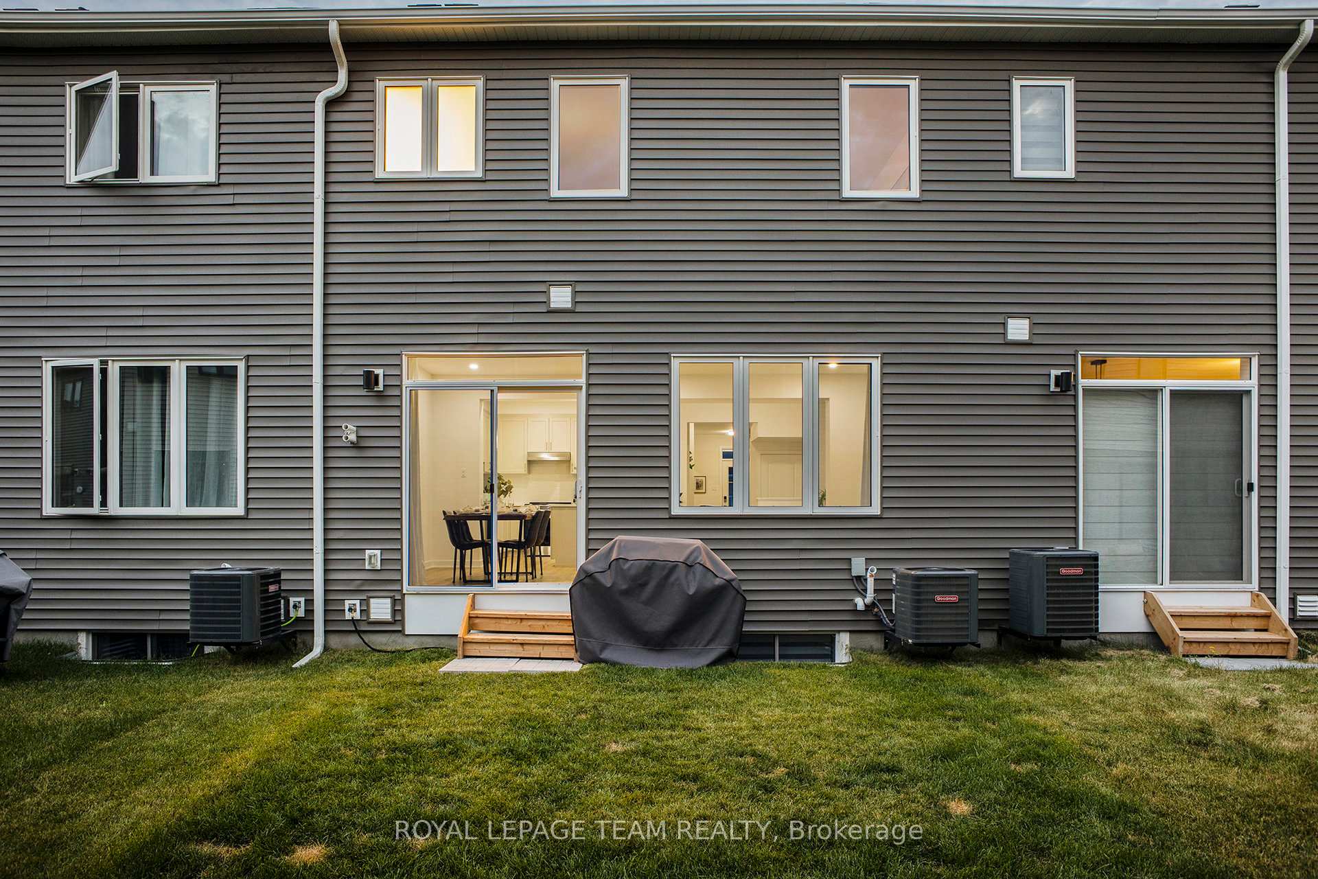 Photo 36 of 668 Bronze Copper Crescent, Ottawa, Richmond — HOMEH