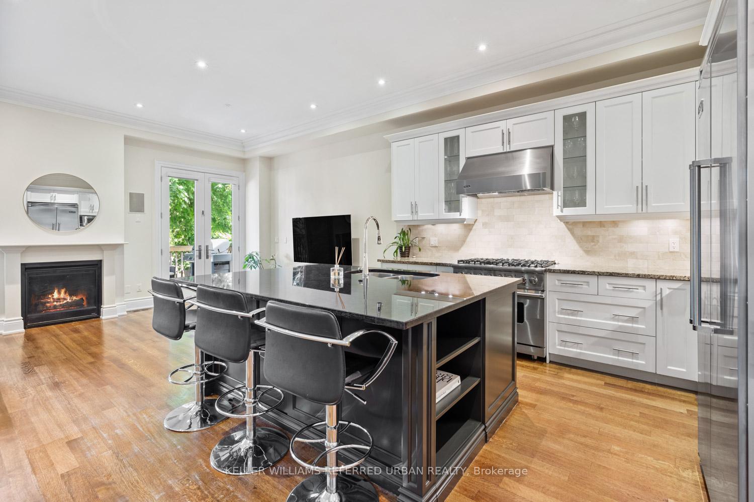 Photo 4 of 177A Highbourne Road, Toronto, Yonge-Eglinton — HOMEH
