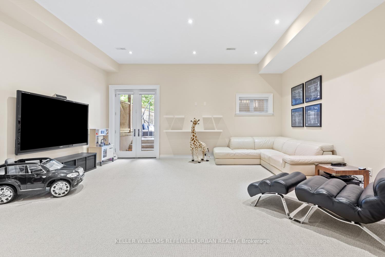 Photo 36 of 177A Highbourne Road, Toronto, Yonge-Eglinton — HOMEH