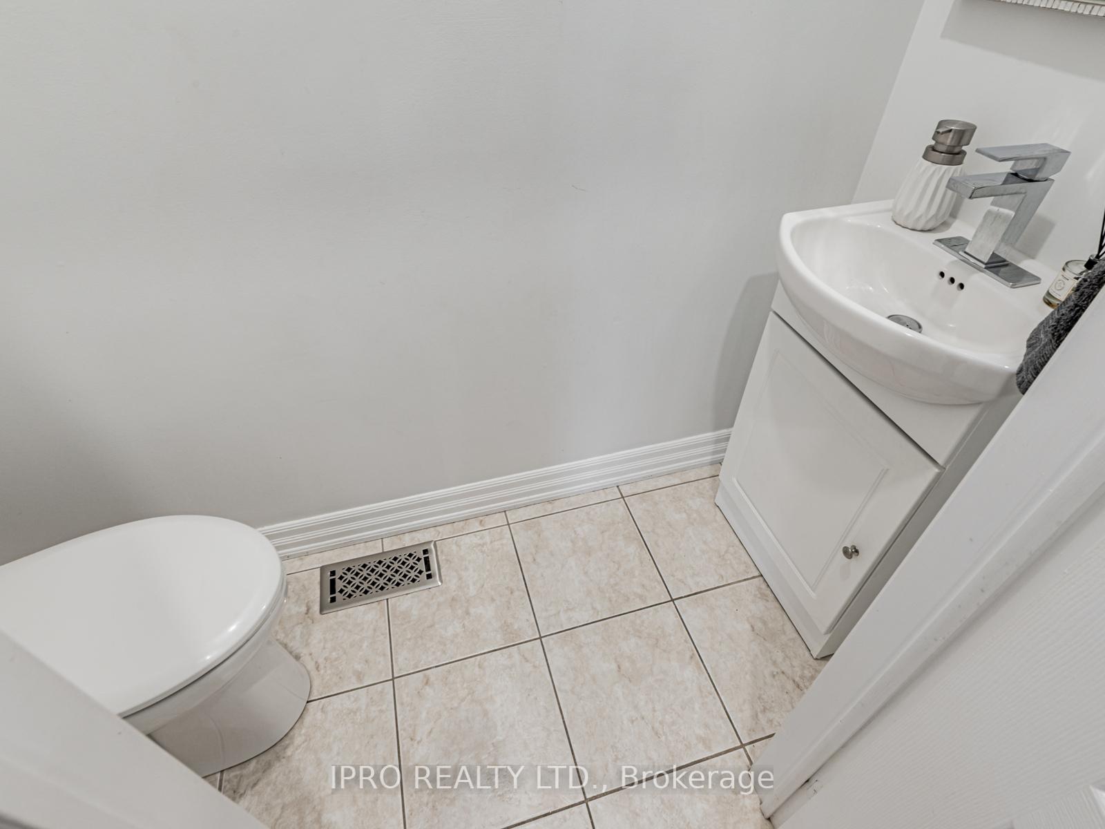 Photo 32 of 172 Silverado Trail, Vaughan, Sonoma Heights — HOMEH