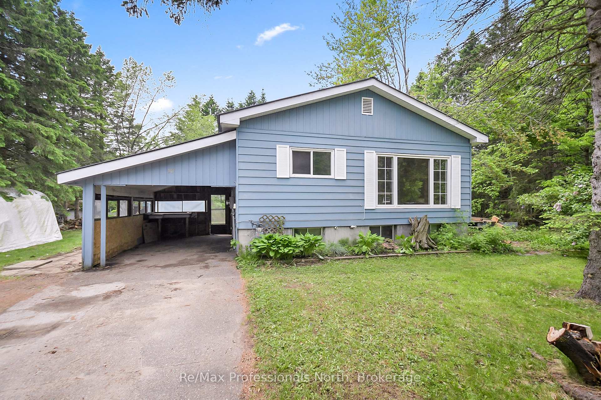Photo 1 of 10 Wilshier Boulevard, Bracebridge, Macaulay — HOMEH
