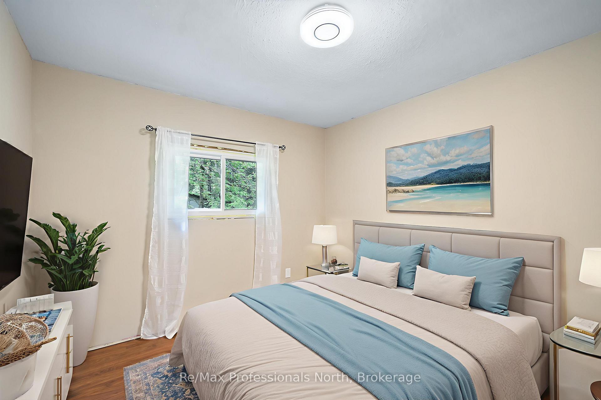 Photo 10 of 10 Wilshier Boulevard, Bracebridge, Macaulay — HOMEH