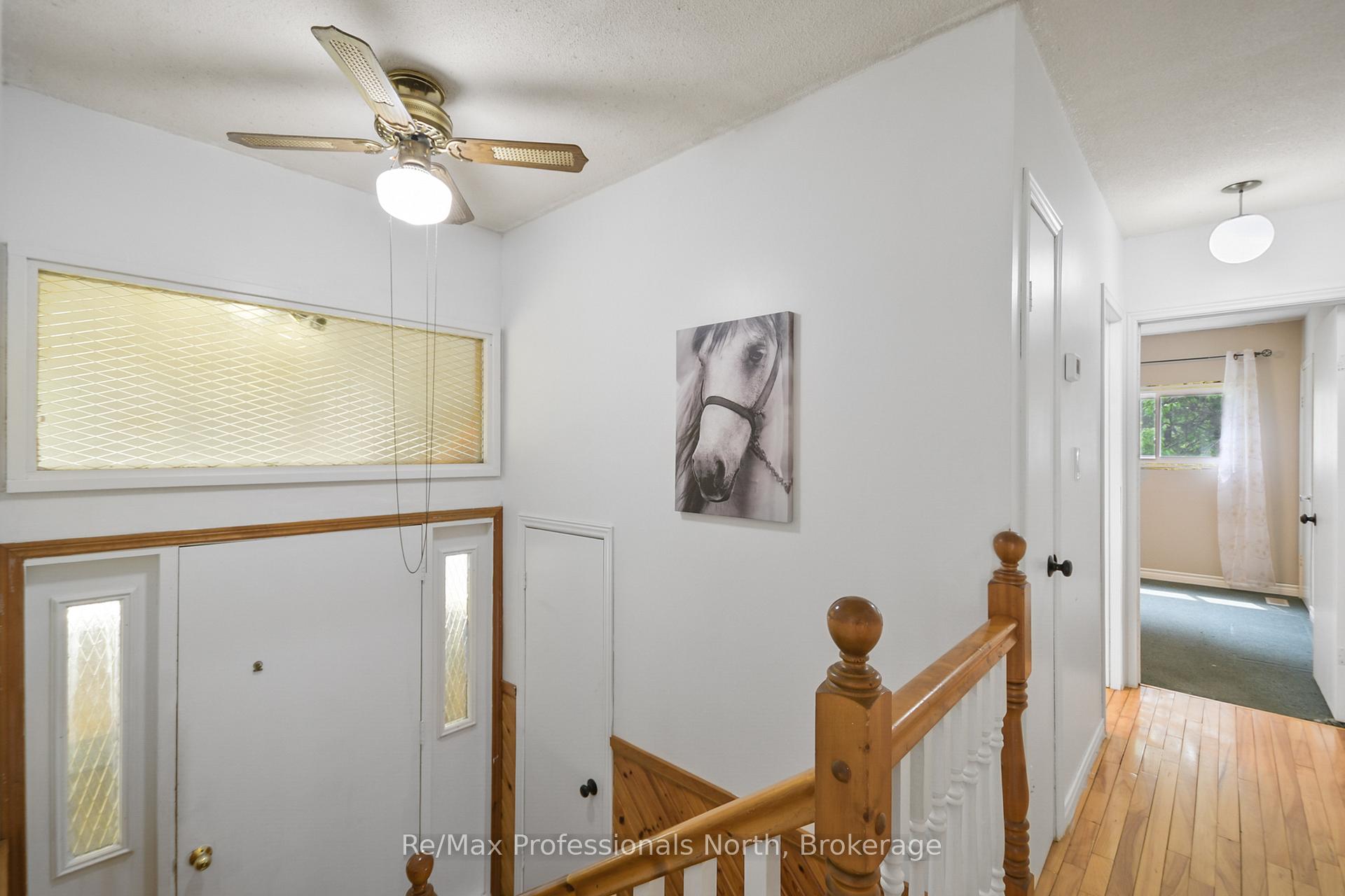 Photo 28 of 10 Wilshier Boulevard, Bracebridge, Macaulay — HOMEH